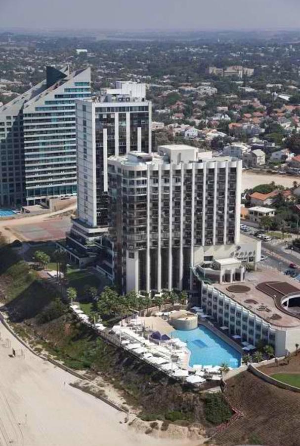 Beach Apartment- Breathtaking Views With Bomb Shelter Herzelia Exterior foto